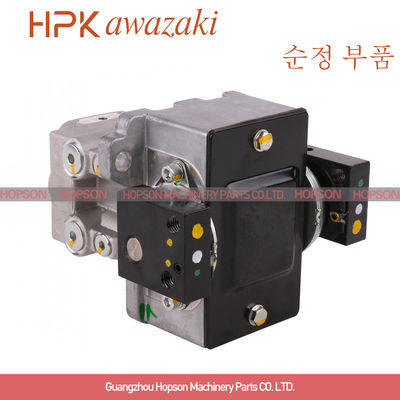 Hitachi Excavator Foot Pedal Valve 1024384 1024224 1022441 For ZAX240-3 ZAX330-3